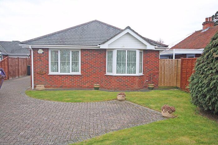 3 Bedroom Bungalow To Rent In Walkford Road, Christchurch, BH23
