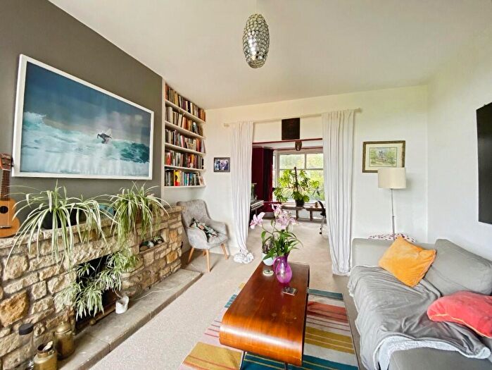 3 Bedroom Semi-Detached House For Sale In Bathampton - Warminster Road, BA2