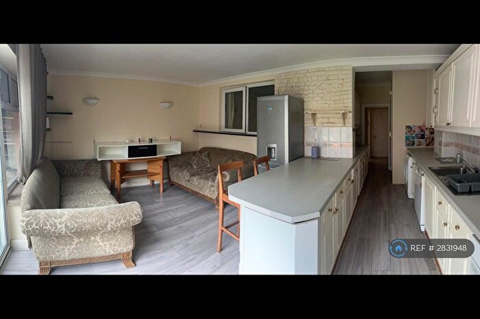 2 Bedroom Flat To Rent In Iveagh Avenue, London, NW10