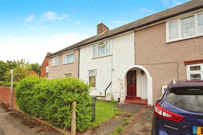 2 Bedroom Terraced House To Rent In Ilchester Road, Dagenham, RM8