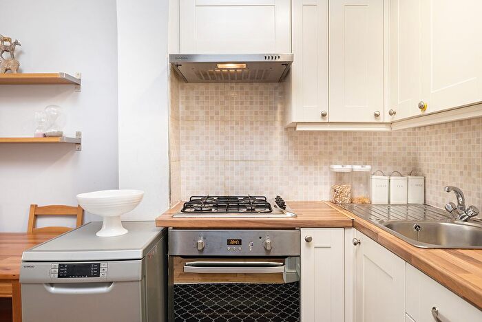 1 Bedroom Flat To Rent In Finchley Road, London, NW3
