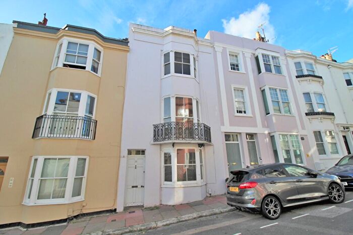 4 Bedroom Terraced House For Sale In Temple Street, Brighton, BN1