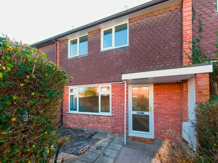 3 Bedroom Terraced House To Rent In Bronsil Close, Newton Farm, Hereford, HR2