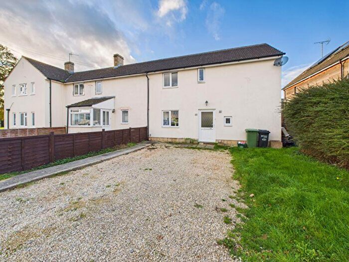 3 Bedroom End Of Terrace House For Sale In Severn Road, Stonehouse, GL10