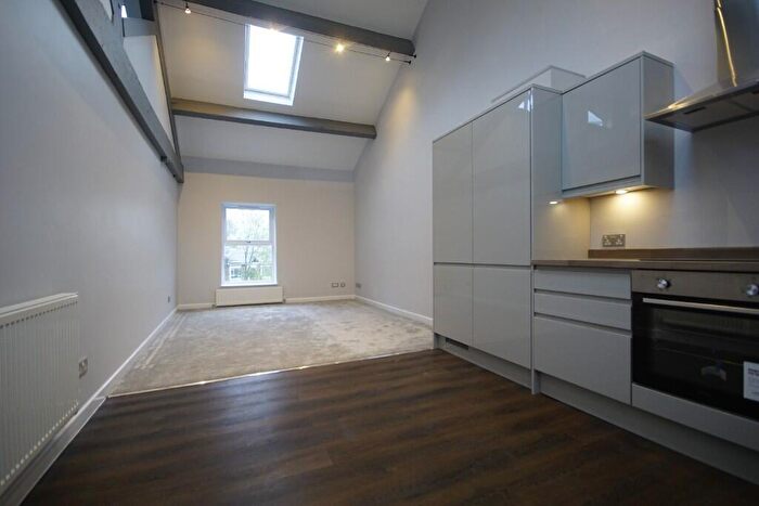 2 Bedroom Apartment For Sale In Burch House, Park Terr, Glossop, **Vacant**, SK13