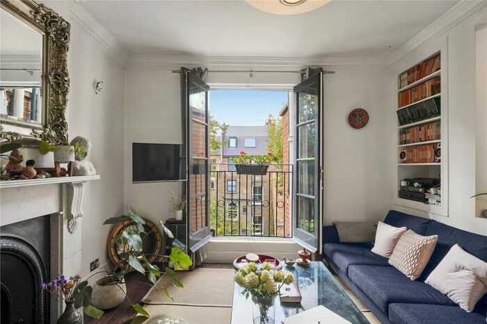 2 Bedroom Flat To Rent In Leamington Road Villas, London, W11