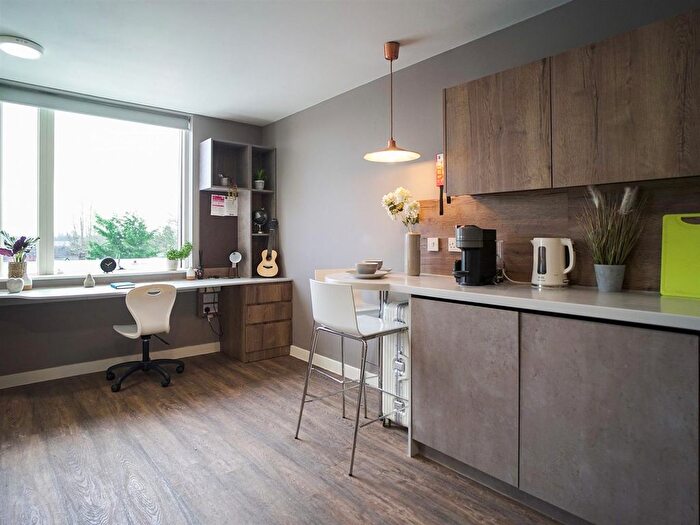 Studio To Rent In Bristol Road, Selly Oak, Birmingham, B29