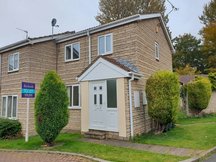 3 Bedroom Link Detached House To Rent In Hillcrest Drive, South Anston, Sheffield, S25