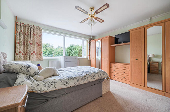 2 Bedroom Detached Bungalow For Sale In Wylye Road, Warminster, BA12
