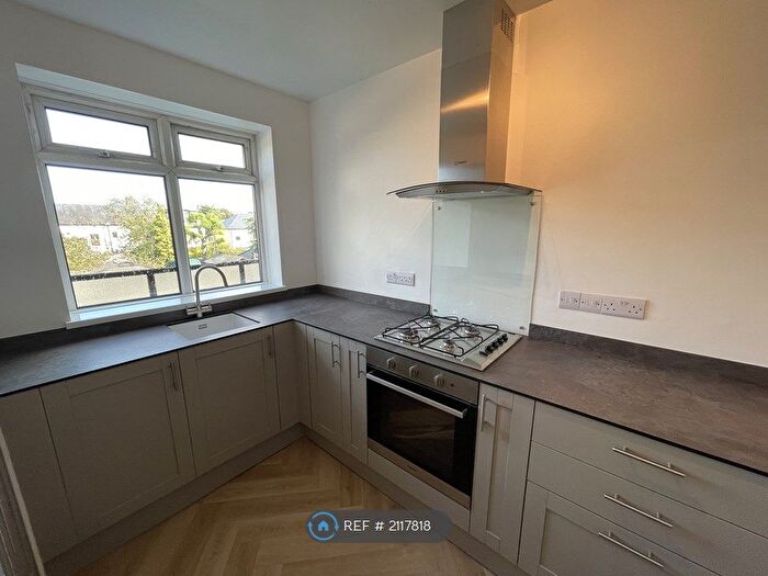 2 Bedroom Maisonette To Rent In Elderslie Road, London, SE9