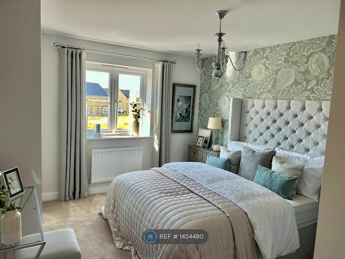 4 Bedroom Detached House To Rent In Croft Way, Bishops Cleeve, Cheltenham, GL52