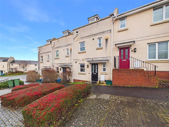 4 Bedroom Terraced House For Sale In Pillowell Close, Cheltenham, Gloucestershire, GL52