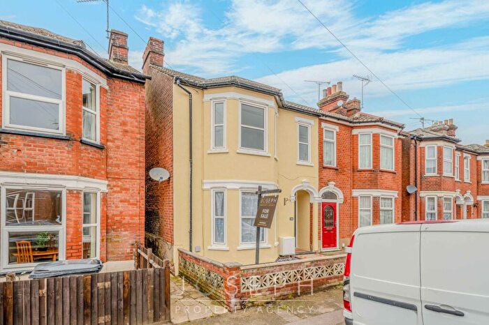 3 Bedroom Semi Detached House For Sale In All Saints Road, Ipswich, IP1