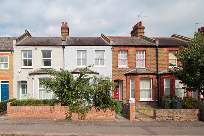 2 Bedroom Property To Rent In Merredene Street, London, SW2