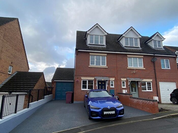3 Bedroom Semi-Detached House For Sale In Nethercroft Lane, Danesmoor, Chesterfield, S45