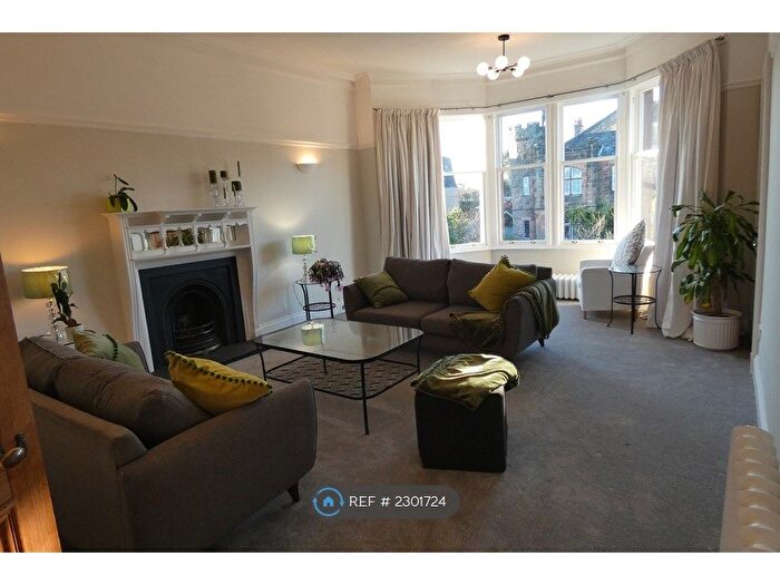 5 Bedroom Flat To Rent In Arnwood Drive, Glasgow, G12
