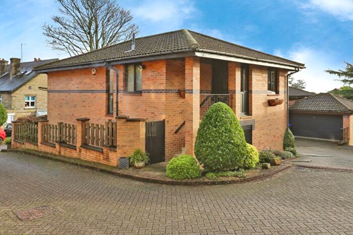 2 Bedroom Link Detached House For Sale In Hillcote Mews, Sheffield, South Yorkshire, S10