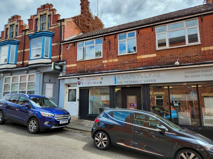 1 Bedroom Flat To Rent In Queen Street, Rushden, NN10