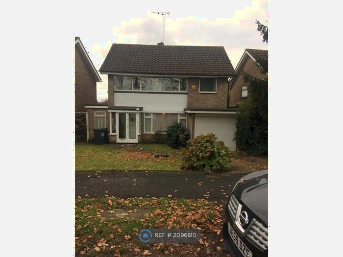 3 Bedroom Detached House To Rent In By The Wood, Watford, WD19