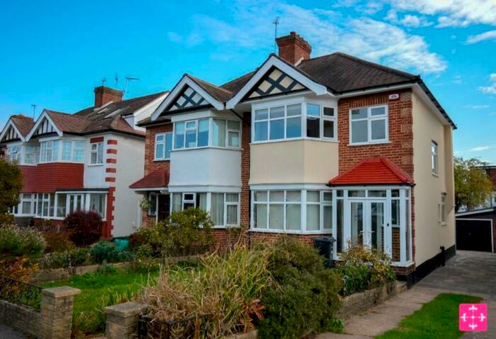 3 Bedroom Semi-Detached House To Rent In Lorne Gardens, London, E11