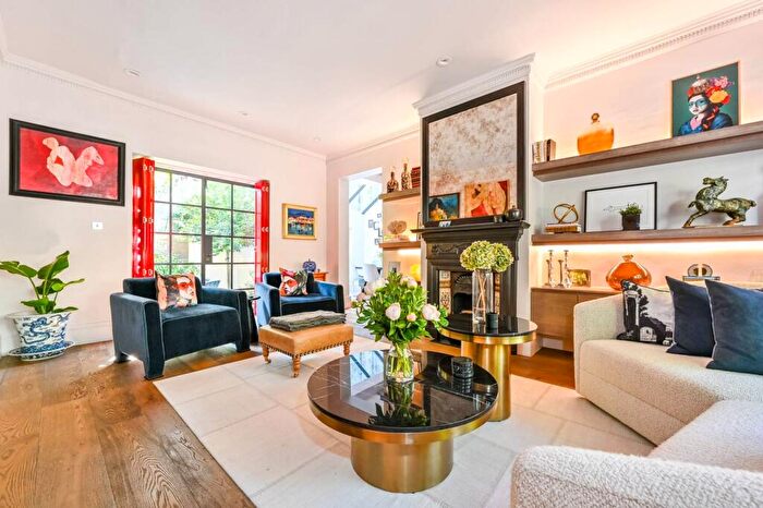 3 Bedroom House For Sale In Gloucester Crescent, Regent's Park, London, NW1