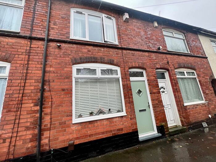 2 Bedroom Terraced House To Rent In Station Road, Northfield, Birmingham, B31
