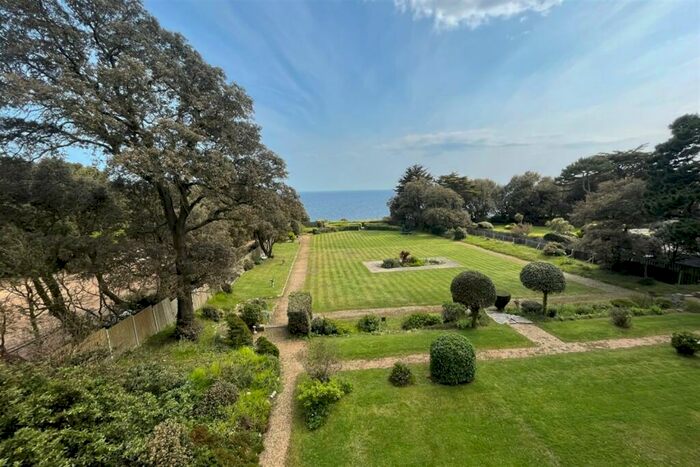 2 Bedroom Flat To Rent In Bournemouth, BH1