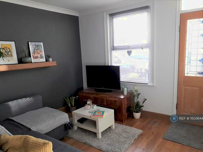 3 Bedroom Terraced House To Rent In John Street, London, EN1