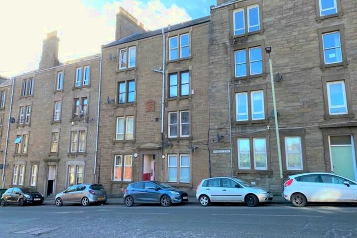 1 Bedroom Flat To Rent In Provost Road, Dundee, DD3