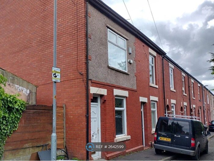 3 Bedroom Terraced House To Rent In Wilton Street, Heywood, OL10