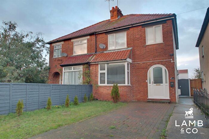 3 Bedroom Semi Detached House To Rent In Coppins Road, Clacton-on-Sea, CO15