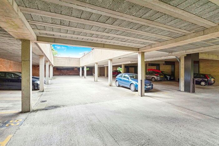 1 Bedroom Flat For Sale In Gresley Lodge, Old North Road, Royston, SG8