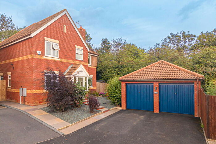 4 Bedroom Detached House For Sale In Aldermans Lane, Redditch, B97