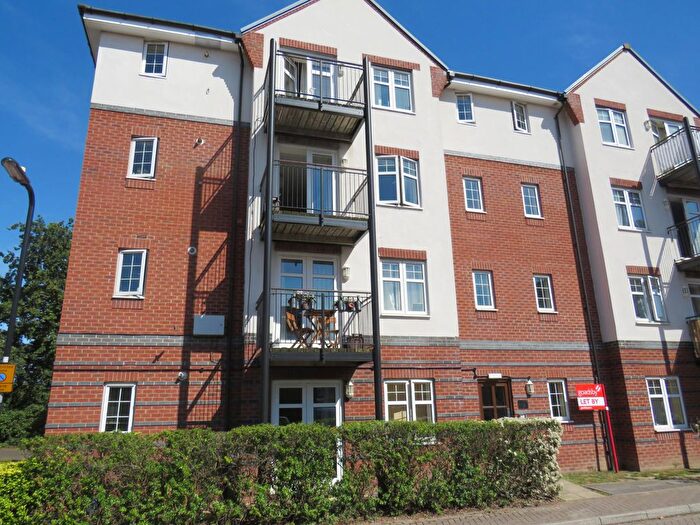 2 Bedroom Flat To Rent In Loveridge Way, Eastleigh, SO50