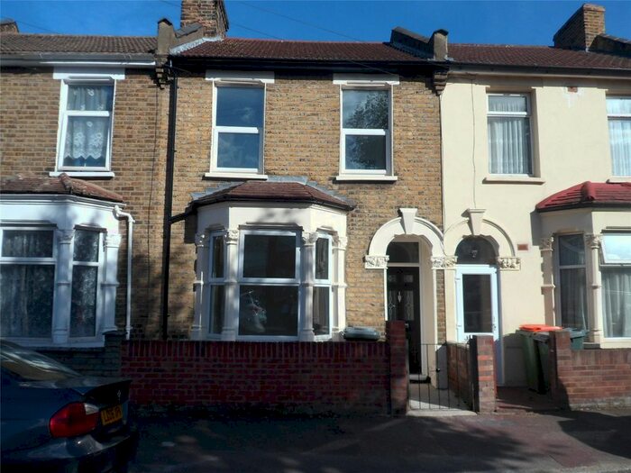 3 Bedroom Terraced House To Rent In Arragon Road, East Ham, London E6