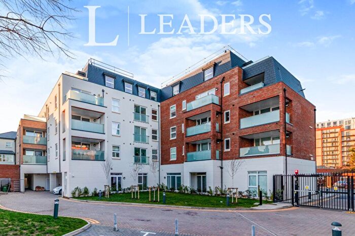 1 Bedroom Flat To Rent In Watteville House, Burlington Road, KT3