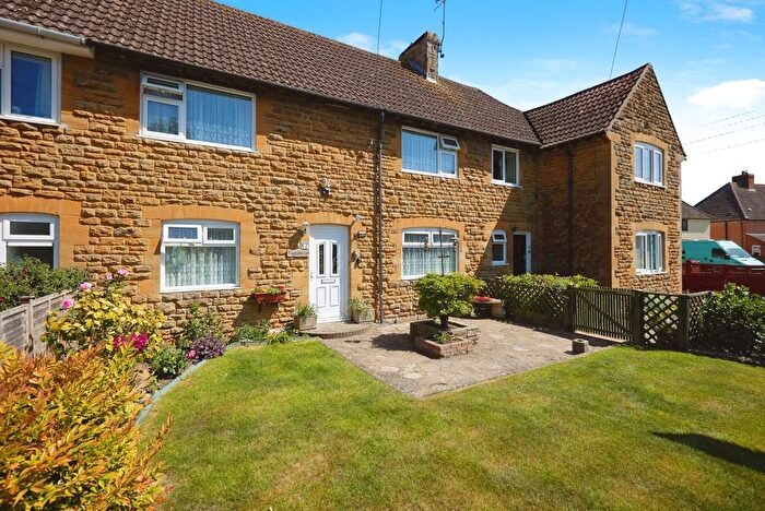 3 Bedroom Terraced House For Sale In Montacute Road, Tintinhull, Yeovil, Somerset, BA22
