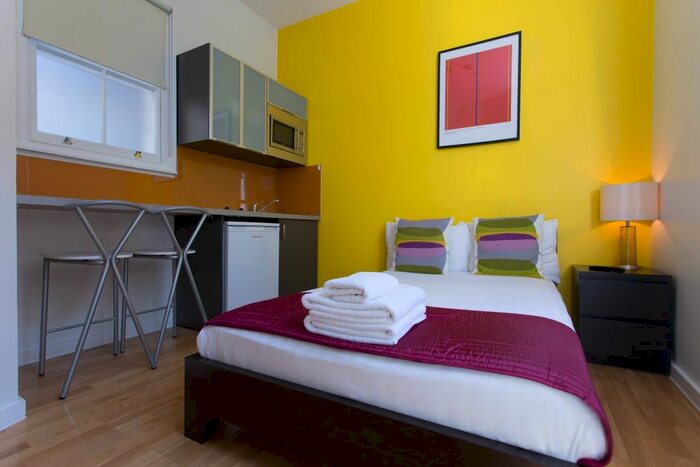 Studio To Rent In Princes Square, London, W2