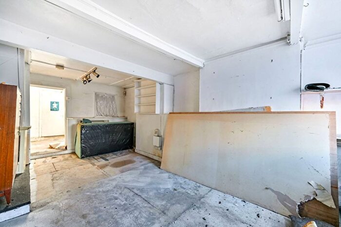 Property For Sale In Ewell Road, Surbiton, KT6