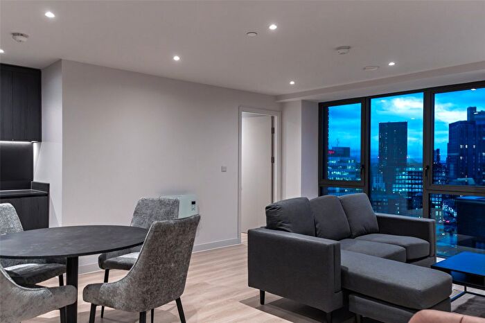 2 Bedroom Flat To Rent In Dutton Street, Manchester, M3
