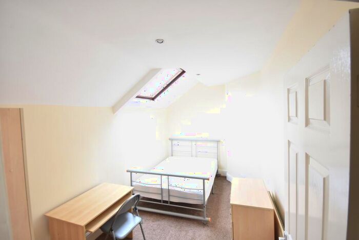 2 Bedroom Flat To Rent In Grosvenor Place, Jesmond, NE2