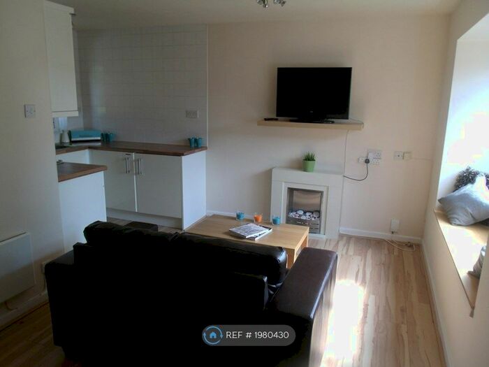 Studio To Rent In Broughton Hall Road, Liverpool, L12