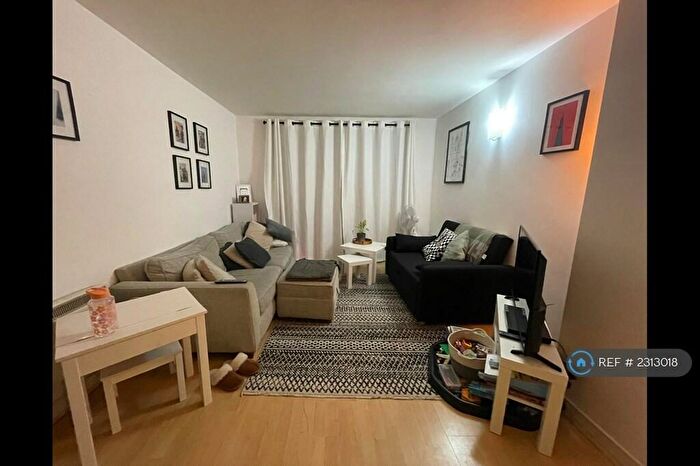 1 Bedroom Flat To Rent In Montana Building, London, SE13