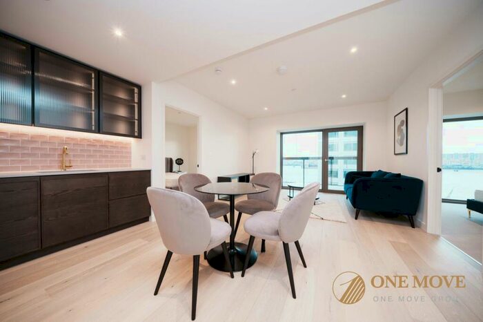 2 Bedroom Apartment To Rent In Riverscape Walk, Riverscape Walk, E16