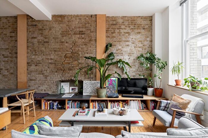 1 Bedroom Apartment To Rent In Paul Street, Shoreditch, EC2A