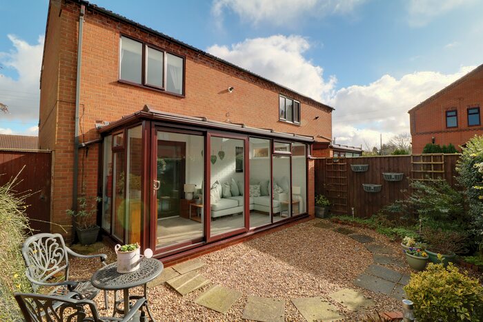 2 Bedroom Semi-Detached House For Sale In Cherry Lane, Wootton, Ulceby, DN39
