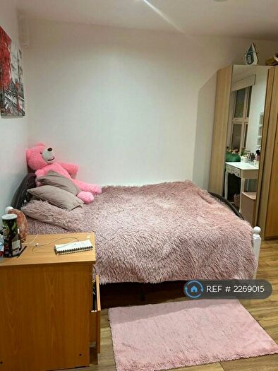 Studio To Rent In Whymark House, London, N22