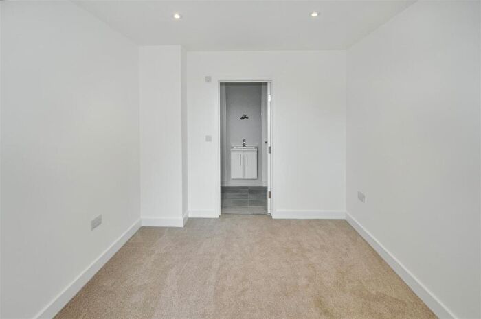 2 Bedroom Apartment To Rent In Waterside House, Queensway, Leamington Spa, CV31