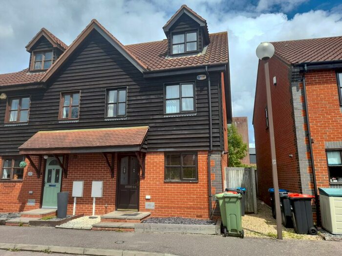 3 Bedroom Town House To Rent In Deacon Place, Middleton, , Milton Keynes, MK10