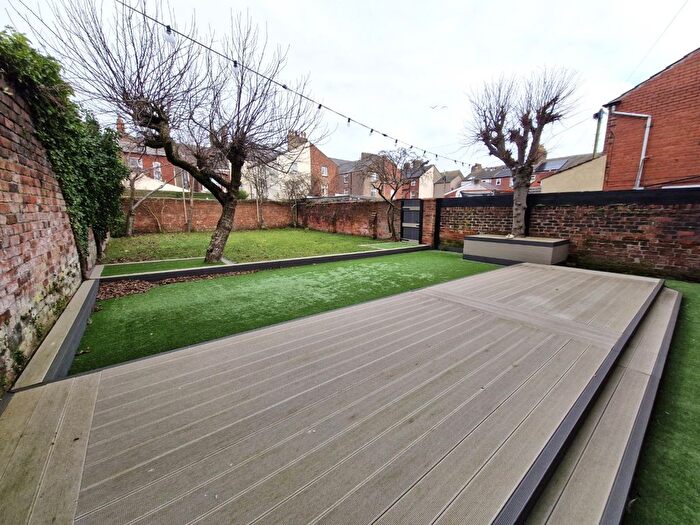 4 Bedroom Semi-Detached House To Rent In Bold Street, Fleetwood, FY7
